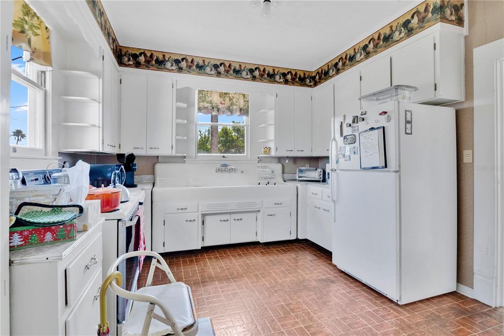 2115 Clubhouse Road Lakeland, FL 33813 - Photo 7 of 41