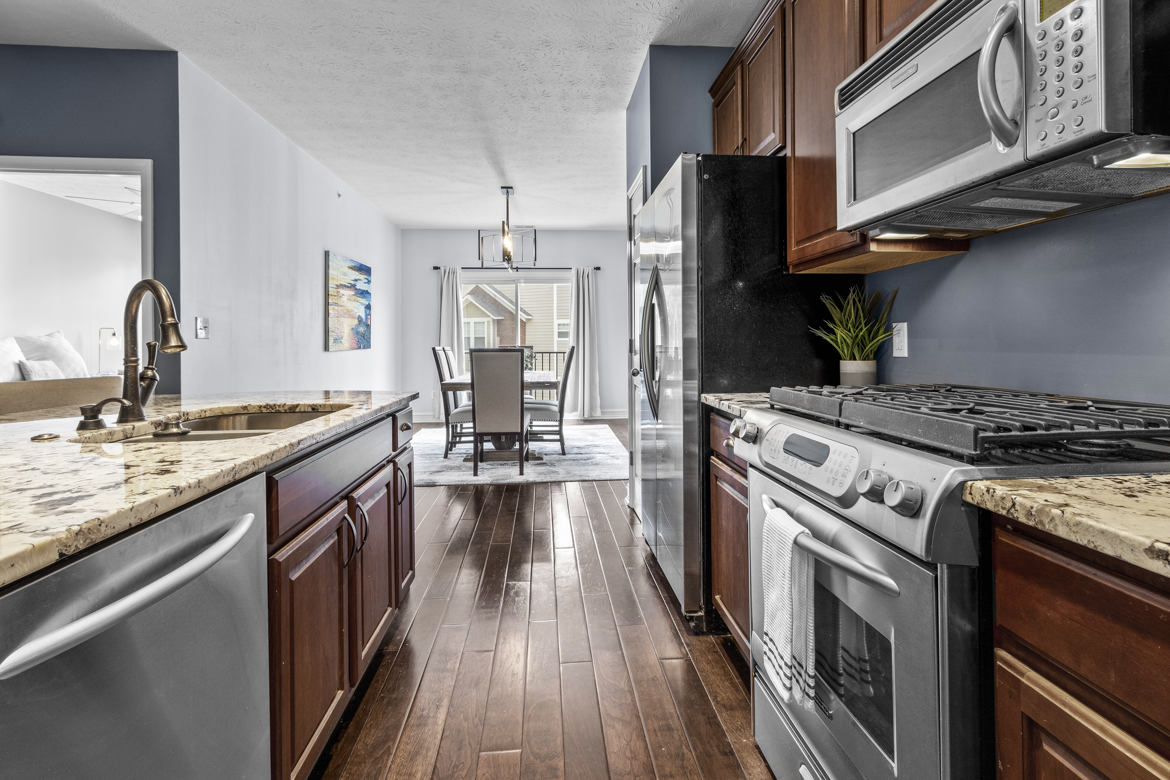 1036 Reserve Way Indianapolis, IN 46220 - Photo 18 of 34