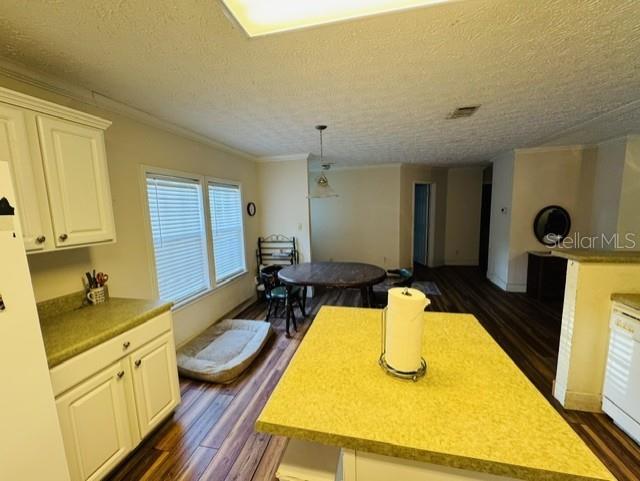 11817 Southwest 58th Street Webster, FL 33597 - Photo 8 of 46 a bathroom with a granite countertop sink and a mirror