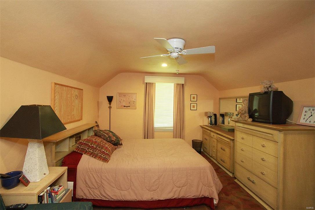 5401 Wenzel Road Alton, IL 62002 - Photo 21 of 26