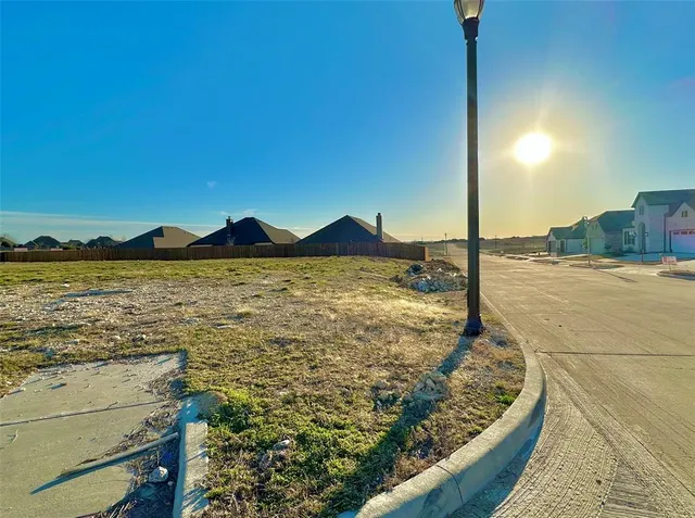 $77,000 | 700 Broken Bow Lane, Cleburne, TX 76033