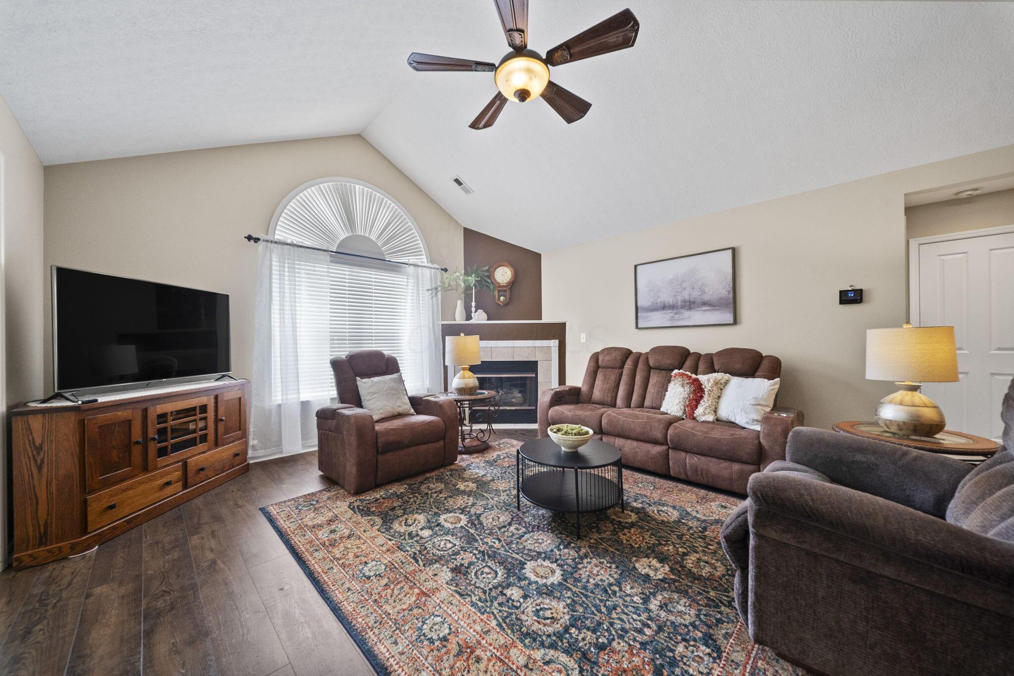 217 Stonegate Loop Pataskala, OH 43062 - Photo 7 of 45 24-web-or-mls-DSC08232