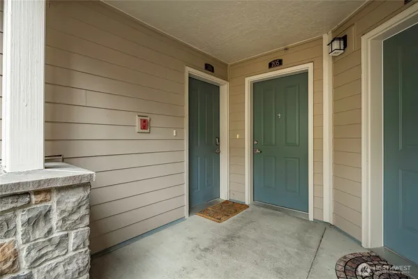 $475,000 | 4313 Issaquah-Pine Lake Road Southeast, Unit 205, Sammamish, WA 98075