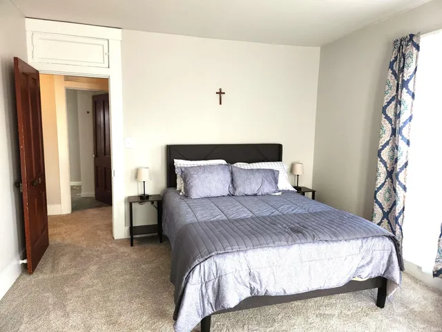 $179,900 | 207 North Meridian Street, Washington, IN 47501