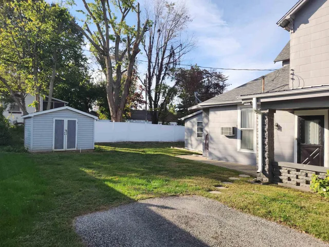 $179,900 | 207 North Meridian Street, Washington, IN 47501