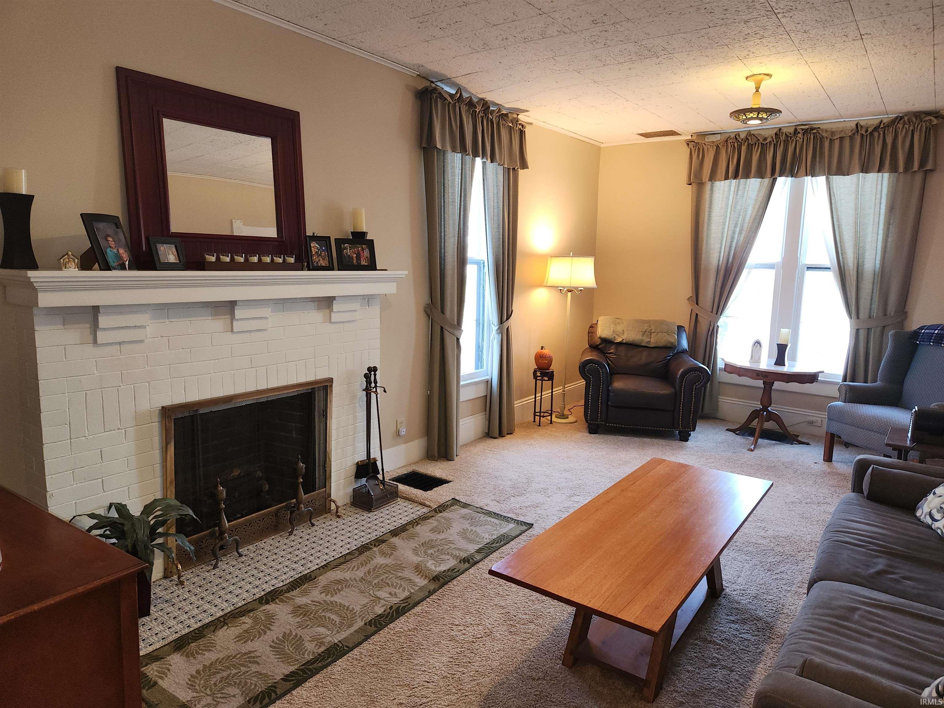 207 North Meridian Street Washington, IN 47501 - Photo 9 of 29