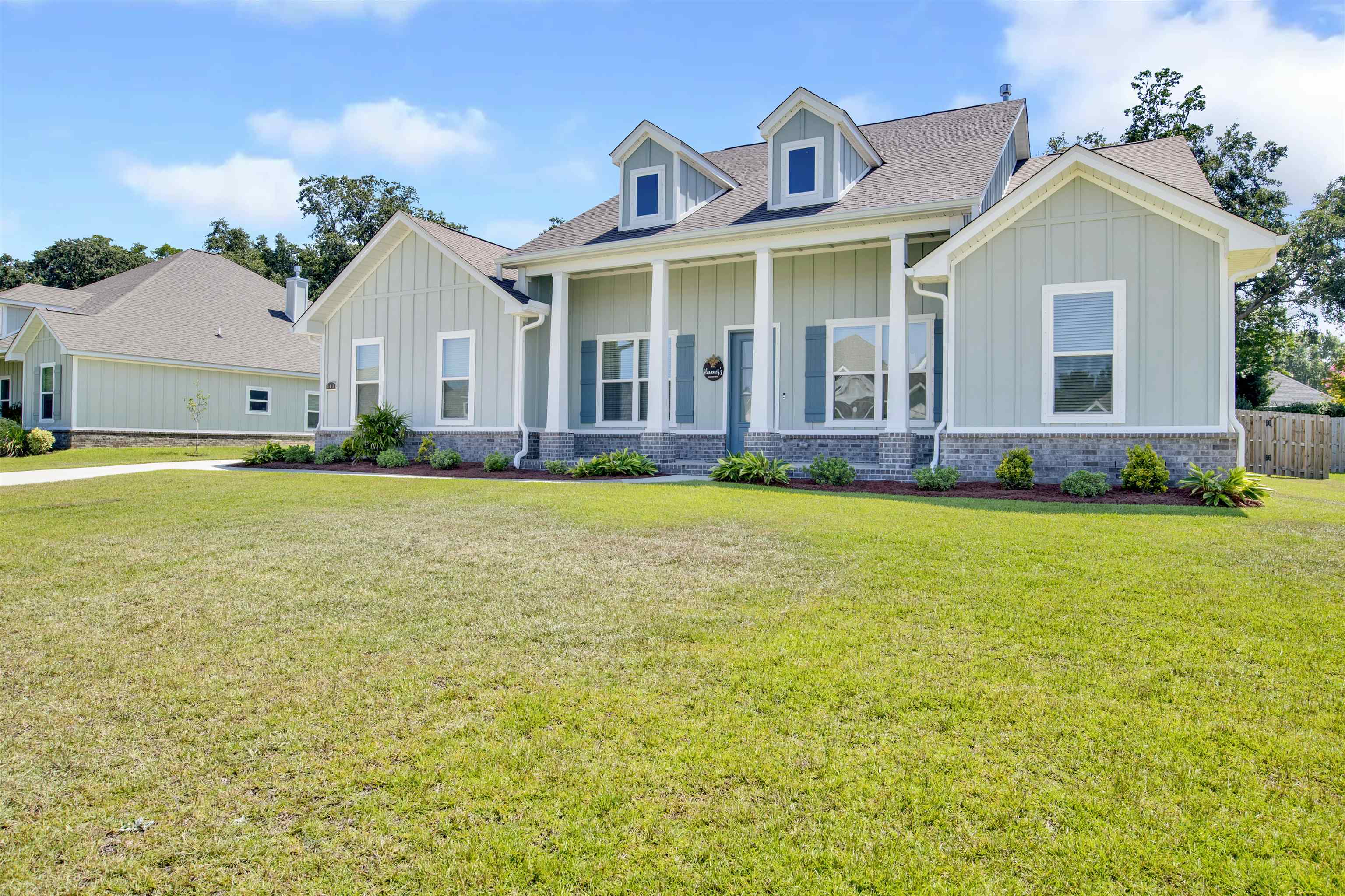 348 Nandina Loop Fairhope, AL 36532 - Photo 3 of 34