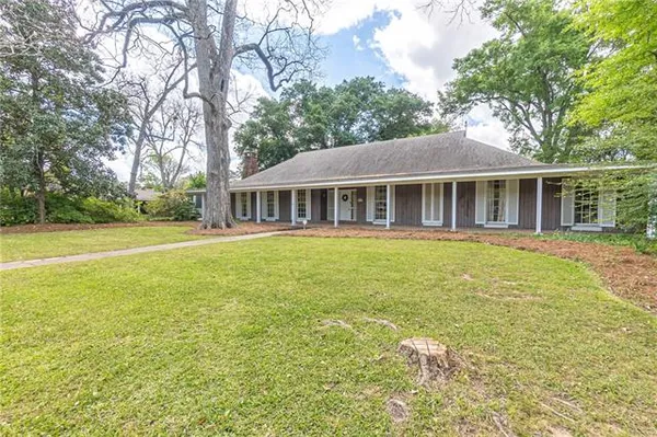 $399,000 | 3806 Pecan Drive, Alexandria, LA 71302