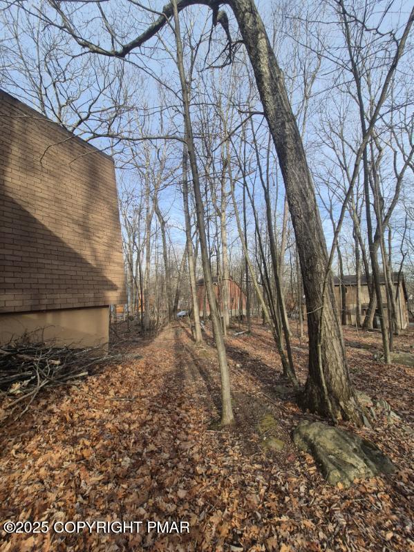 191 Saunders Drive Bushkill, PA 18324 - Photo 5 of 38 image000004