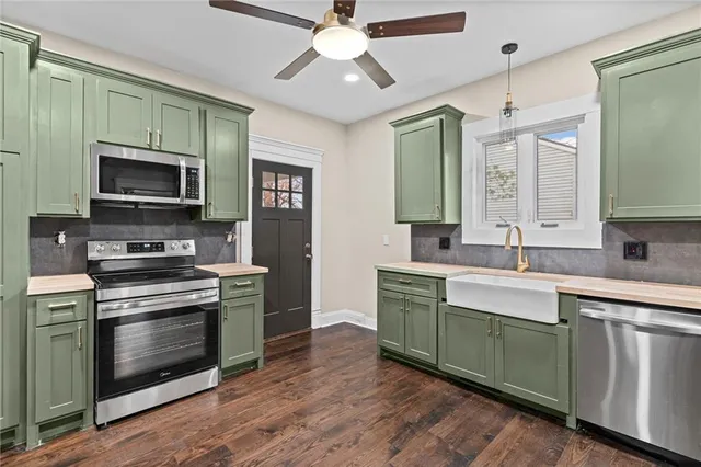 $242,500 | 1015 East College Street, Independence, MO 64050