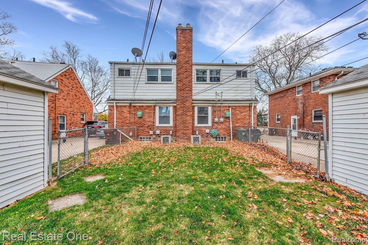 2022 Vernier Road Grosse Pointe, MI 48236 - Photo 35 of 40