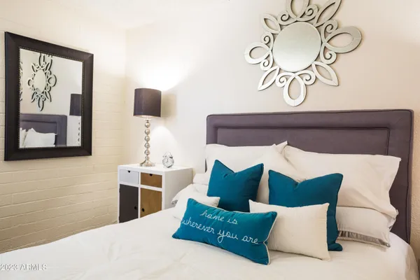 $1,209 | 5900 East Thomas Road, Unit 1, Scottsdale, AZ 85251