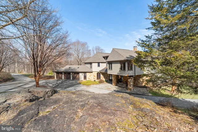 $10,000,000 | 3930 Thompsons Bridge Road, Wilmington, DE 19807