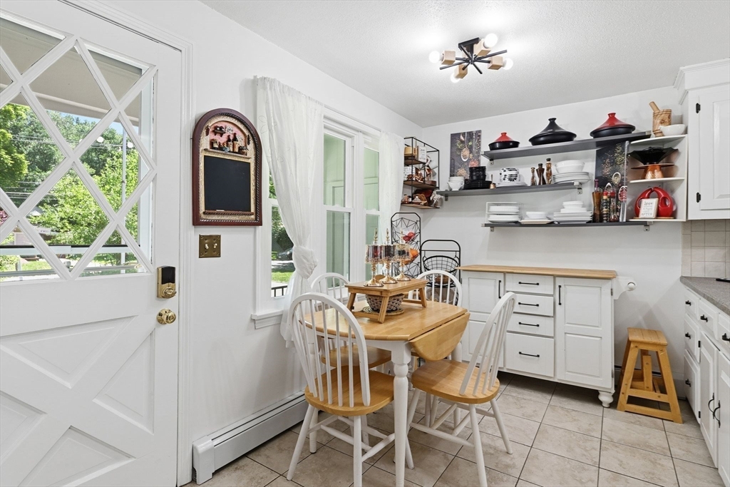 64 Senator Street Springfield, MA 01129 - Photo 4 of 42