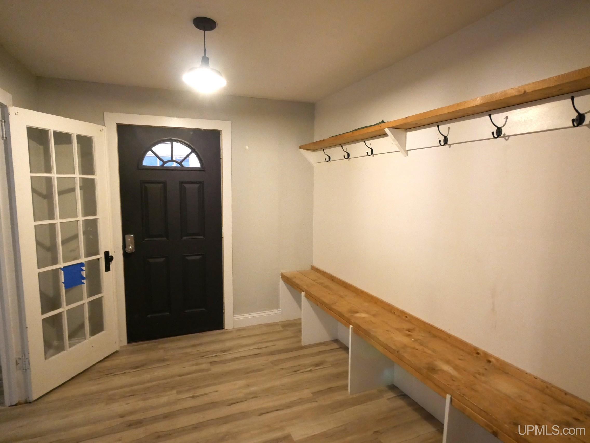 237 Kearsarge Street Calumet, MI 49913 - Photo 8 of 79