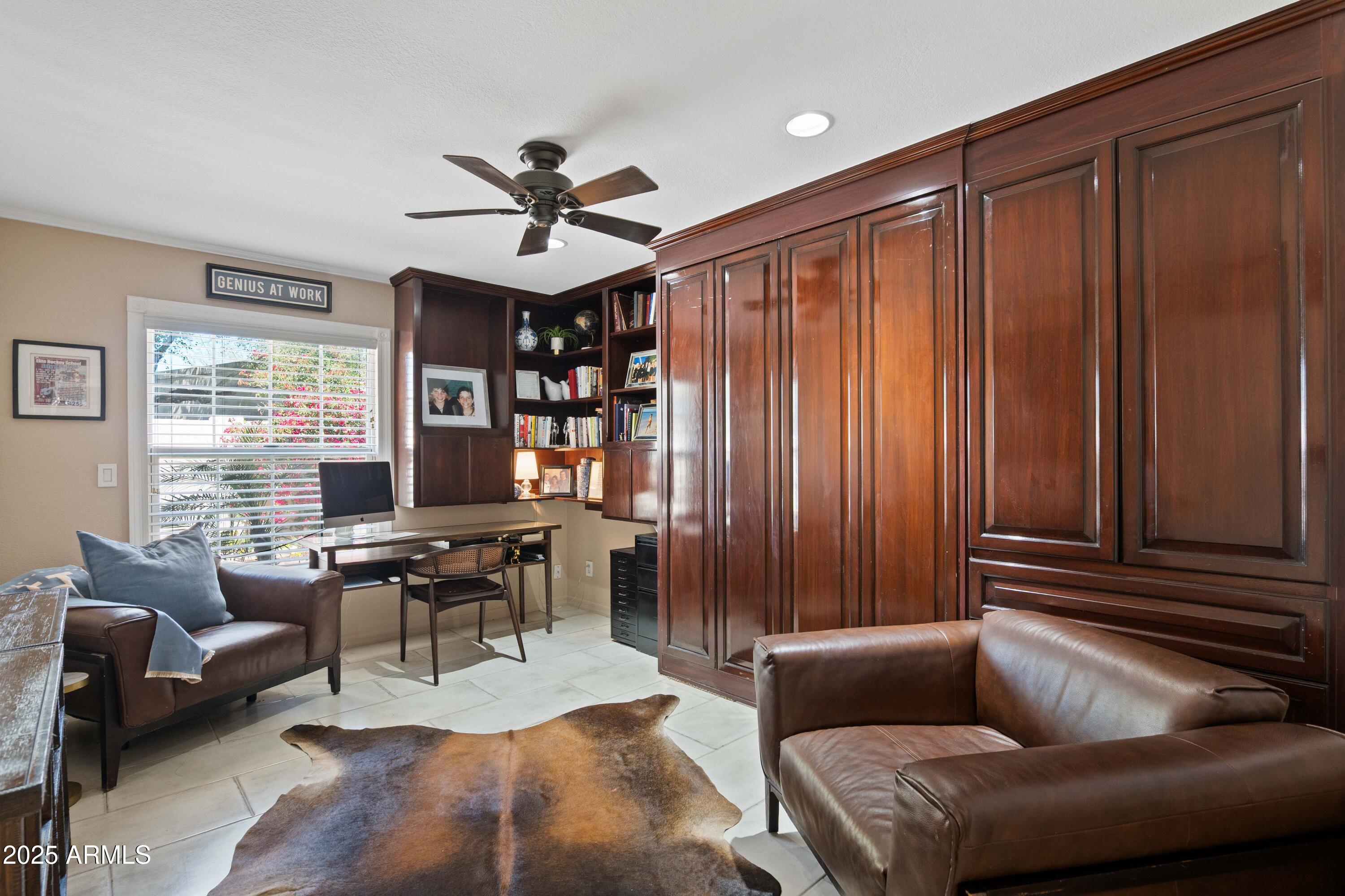 5301 North 25th Place Phoenix, AZ 85016 - Photo 15 of 28 Office/Bedroom w Murphy Bed
