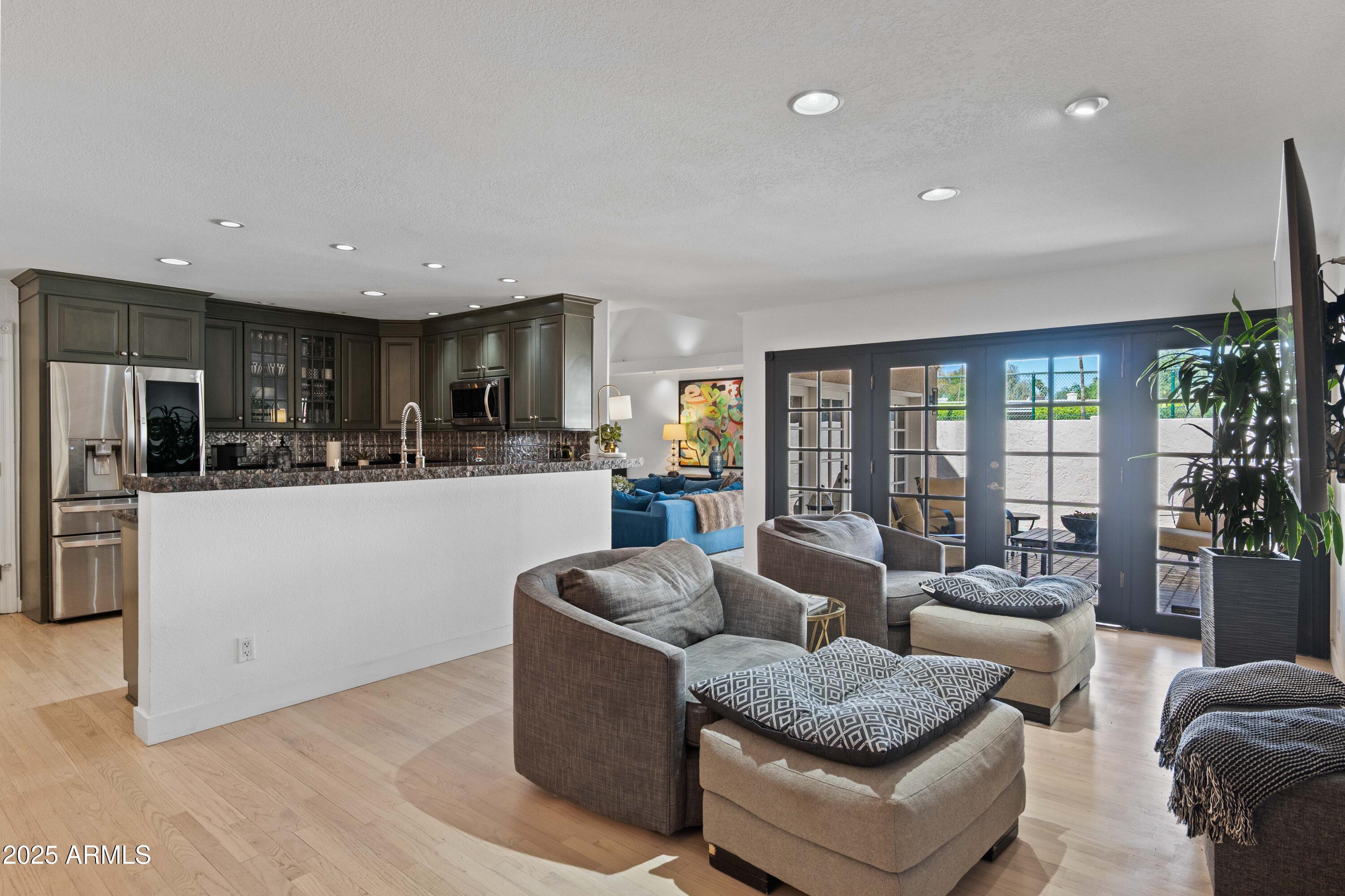 5301 North 25th Place Phoenix, AZ 85016 - Photo 6 of 28 Sitting Area/Kitchen