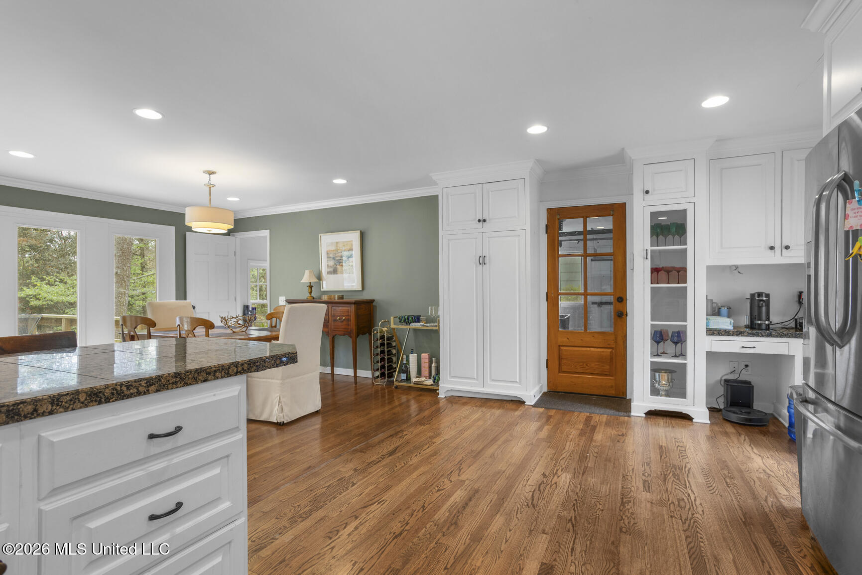 2017 Southwood Road Jackson, MS 39211 - Photo 12 of 28 2017 Southwood3-12