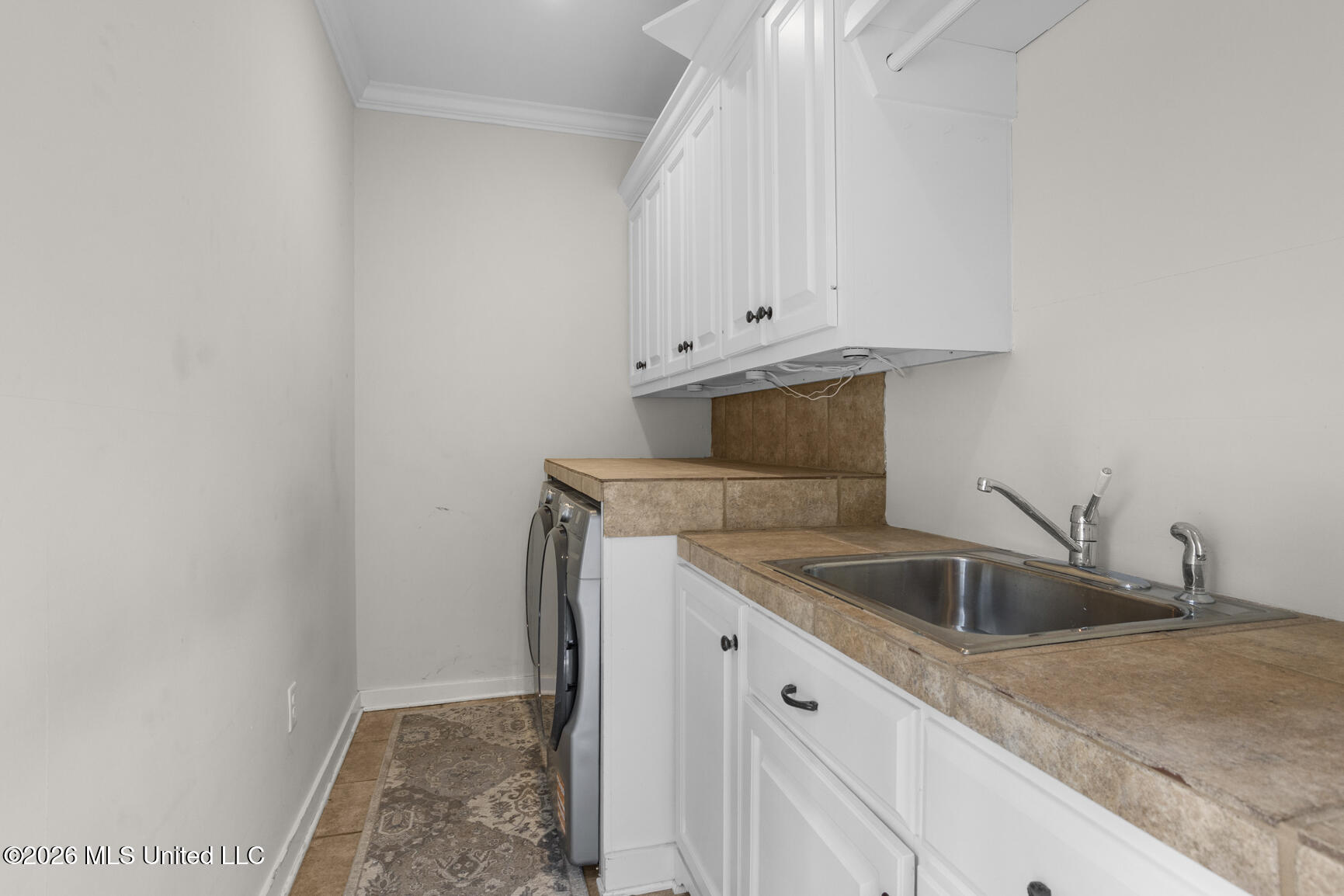 2017 Southwood Road Jackson, MS 39211 - Photo 13 of 28 2017 Southwood3-13