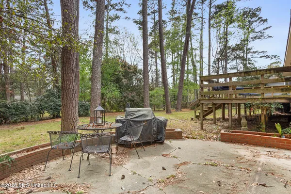 $325,000 | 2017 Southwood Road, Jackson, MS 39211