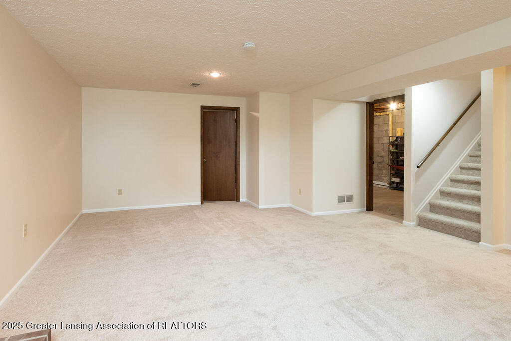 5710 Academic Way Haslett, MI 48840 - Photo 30 of 35 Final-28