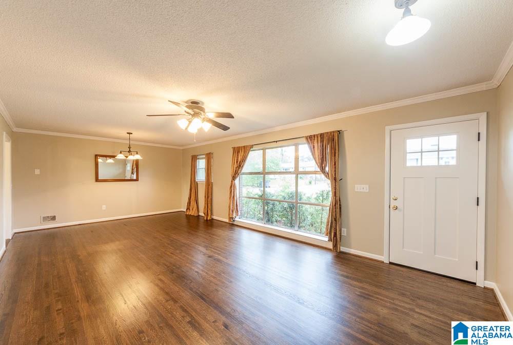 3009 Dolly Ridge Drive Birmingham, AL 35243 - Photo 8 of 42