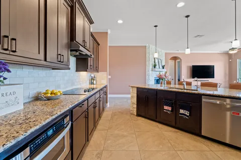$835,000 | 468 Bold Sundown, Liberty Hill, TX 78642