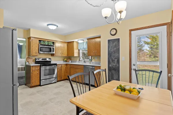 $425,000 | W170S7011 Southern Drive, Muskego, WI 53150