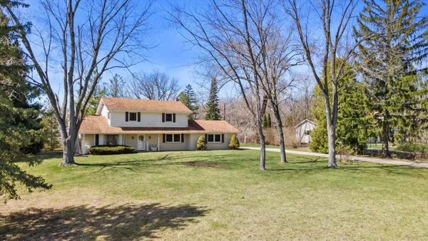 $425,000 | W170S7011 Southern Drive, Muskego, WI 53150