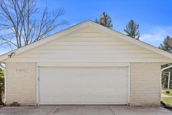 $425,000 | W170S7011 Southern Drive, Muskego, WI 53150