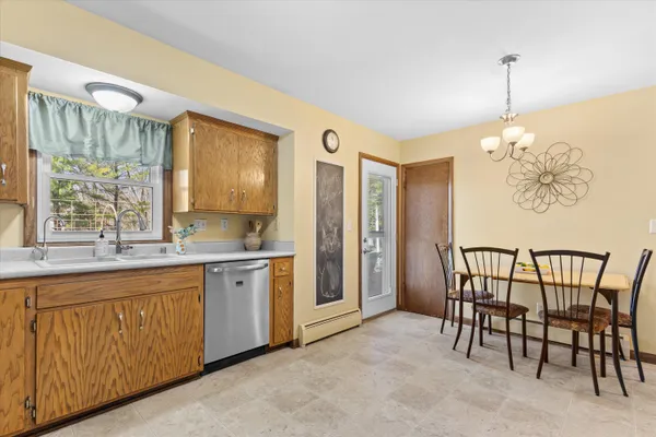 $425,000 | W170S7011 Southern Drive, Muskego, WI 53150
