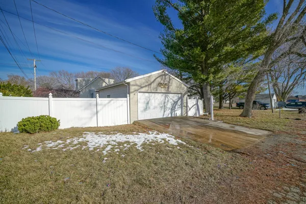 $159,900 | 334 North 14th Street, Rochelle, IL 61068