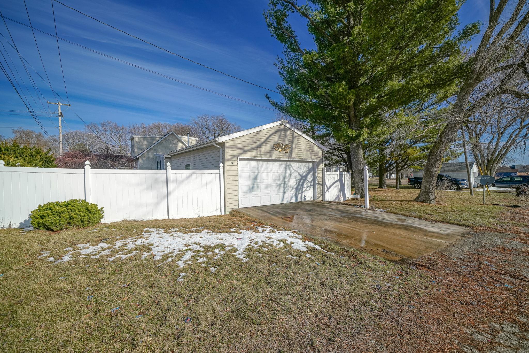 334 North 14th Street Rochelle, IL 61068 - Photo 28 of 29