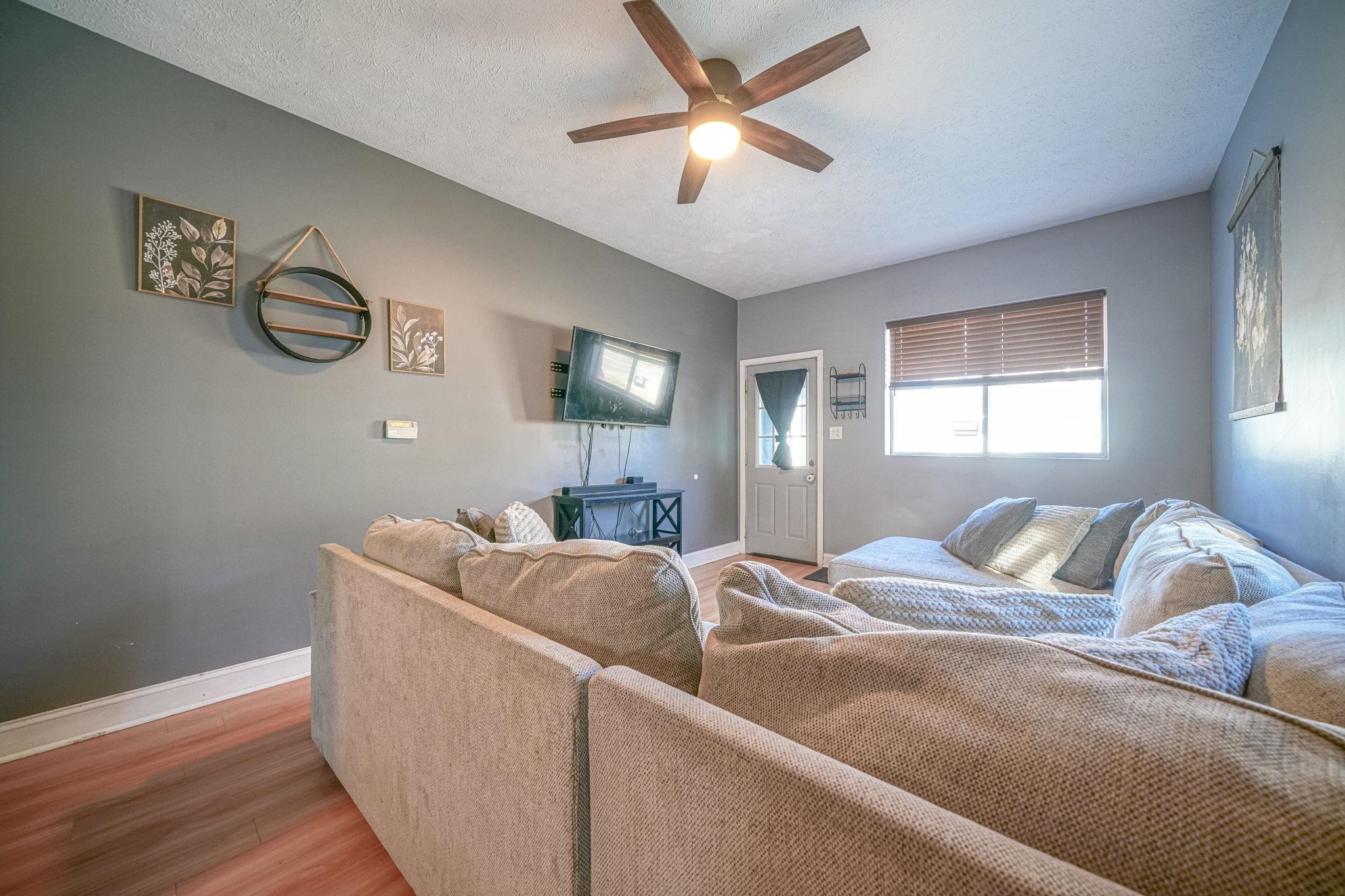 334 North 14th Street Rochelle, IL 61068 - Photo 4 of 29