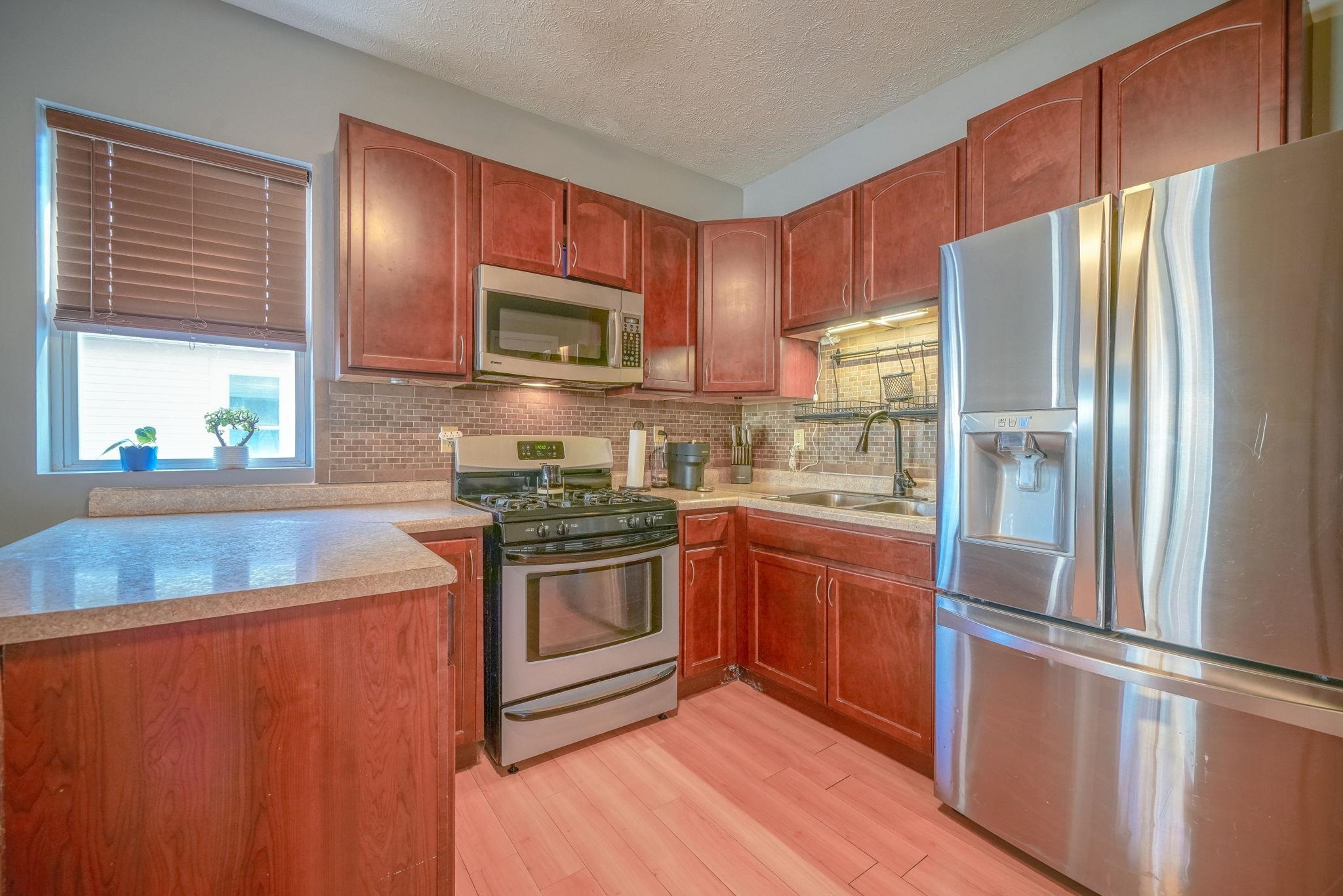 334 North 14th Street Rochelle, IL 61068 - Photo 6 of 29