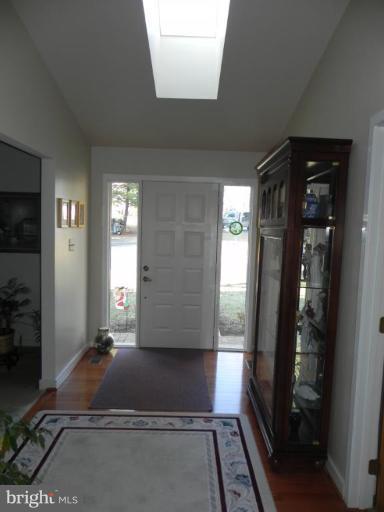 40129 Thomas Mill Road Leesburg, VA 20175 - Photo 22 of 28 Entrance / Foyer