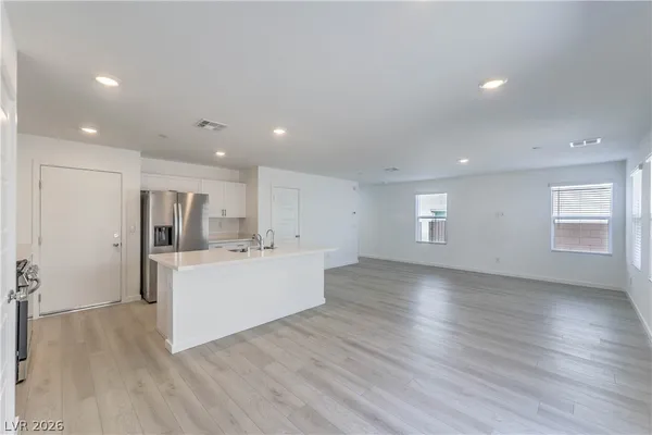 $2,100 | 772 Fallen Phoenix Street, Henderson, NV 89011