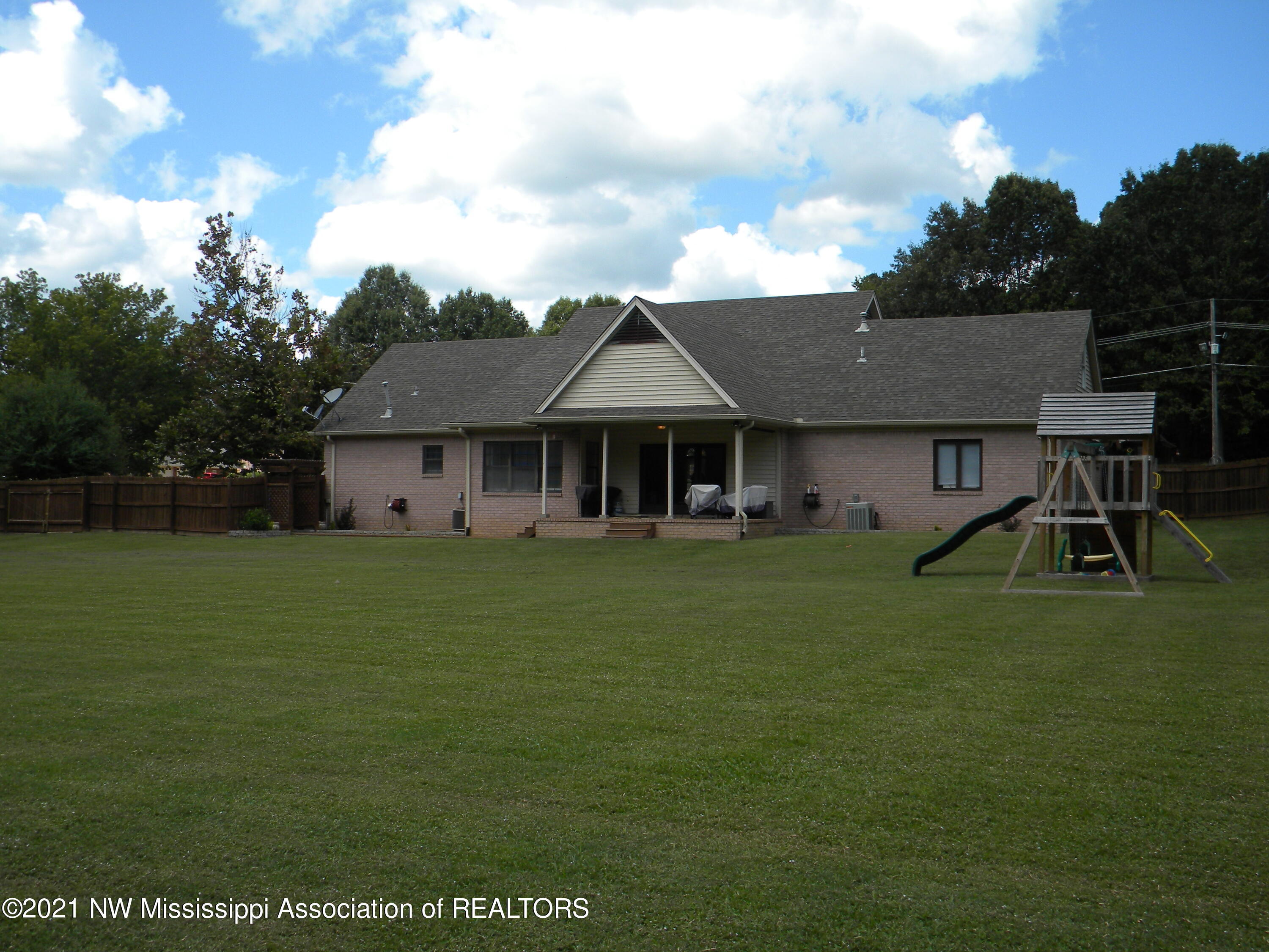 2191 Church Road Horn Lake, MS 38637 - Photo 54 of 62 DSCN1333