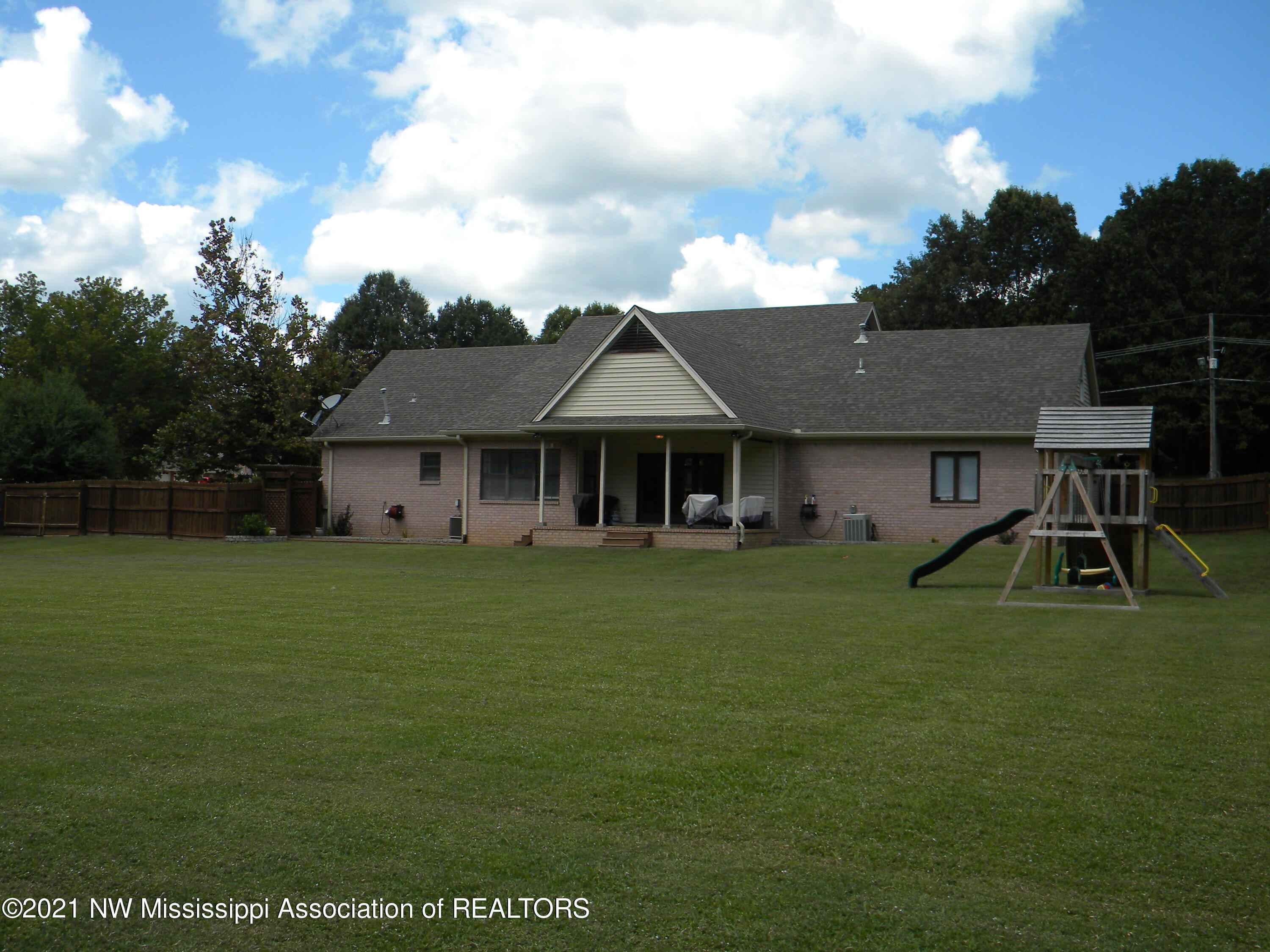 2191 Church Road Horn Lake, MS 38637 - Photo 55 of 62 DSCN1334