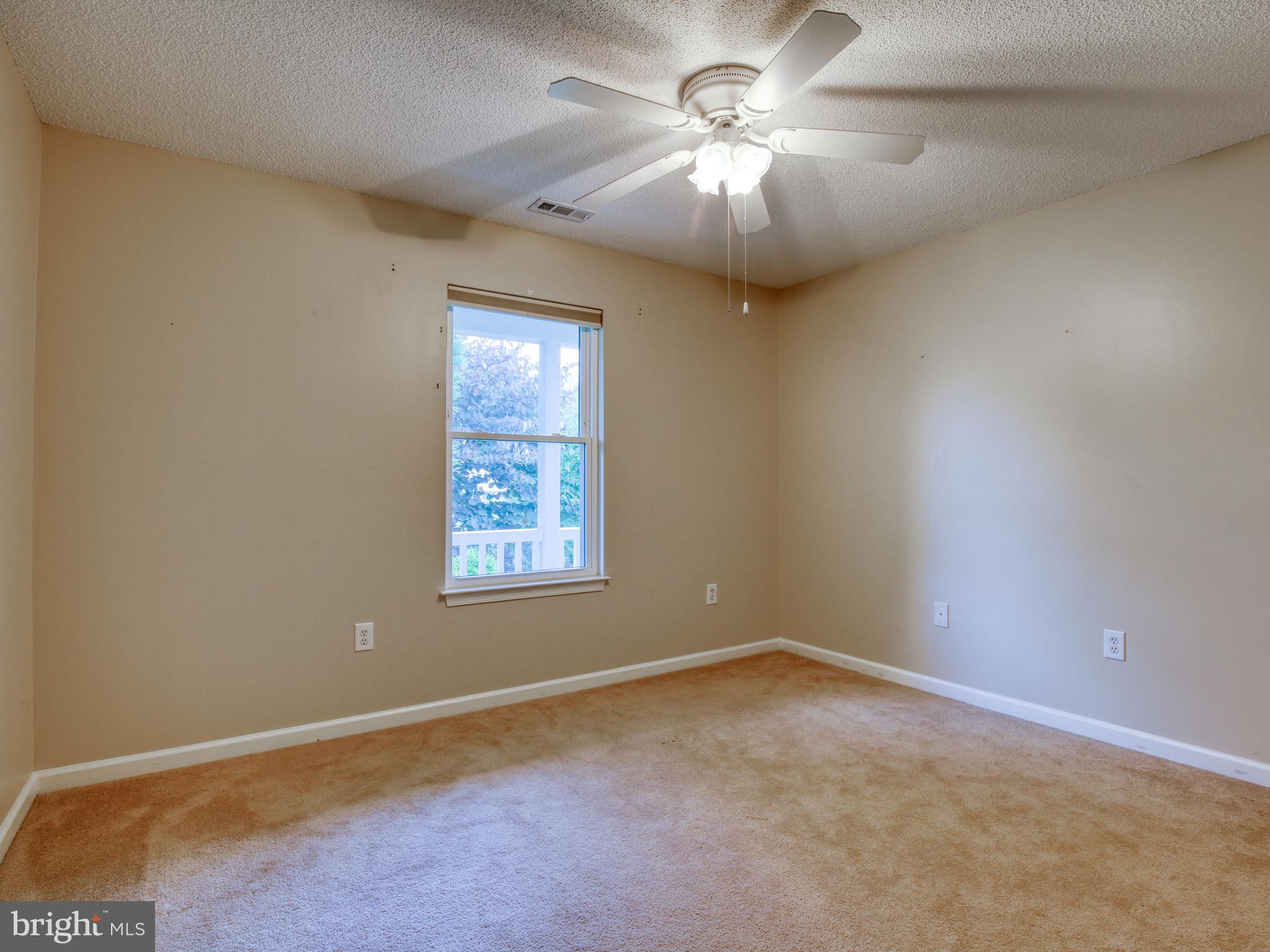 202 Woodrow Road Winchester, VA 22602 - Photo 25 of 33 Bedroom 3