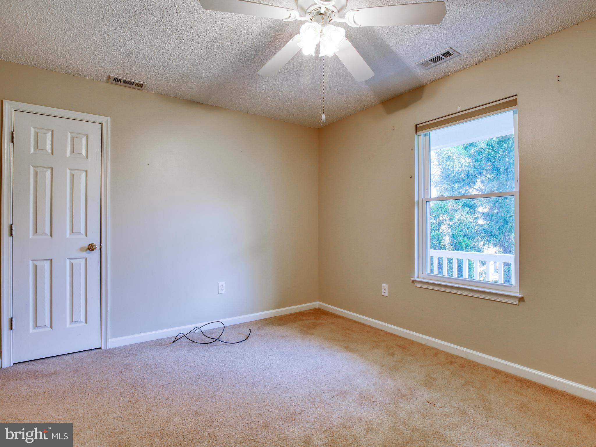 202 Woodrow Road Winchester, VA 22602 - Photo 26 of 33 Bedroom 3