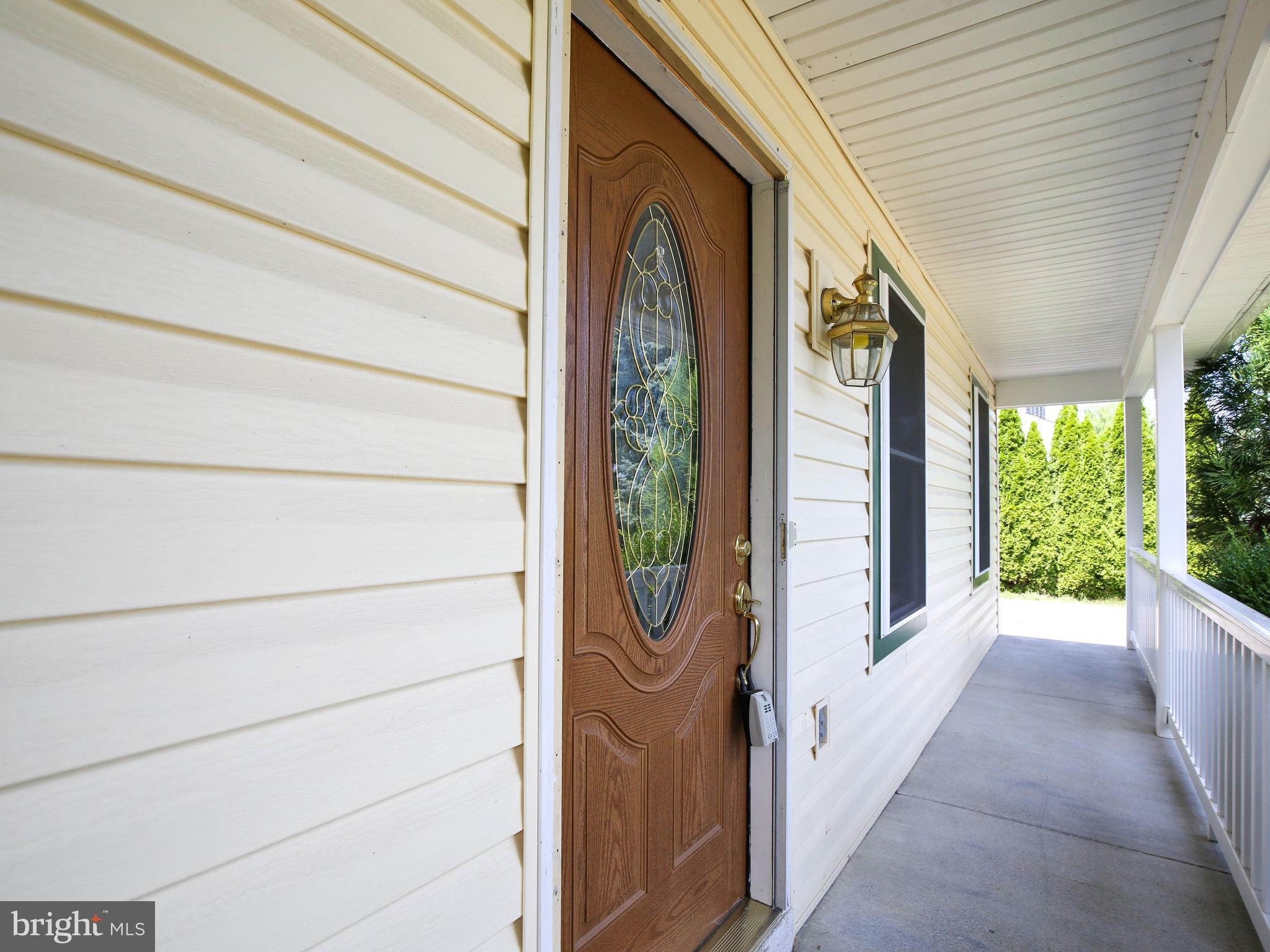 202 Woodrow Road Winchester, VA 22602 - Photo 4 of 33 Covered front porch