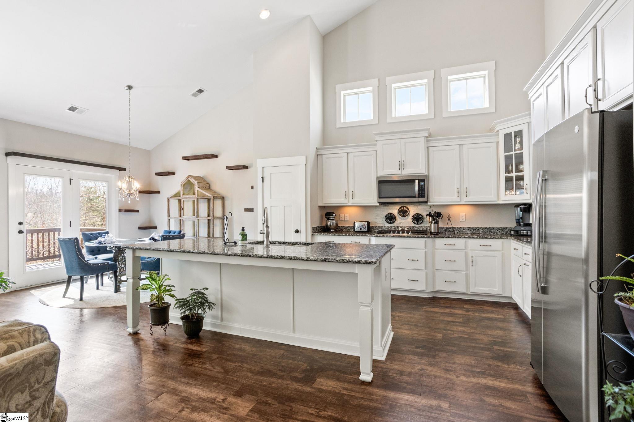 137 Rosecrest Lane Simpsonville, SC 29680 - Photo 12 of 27