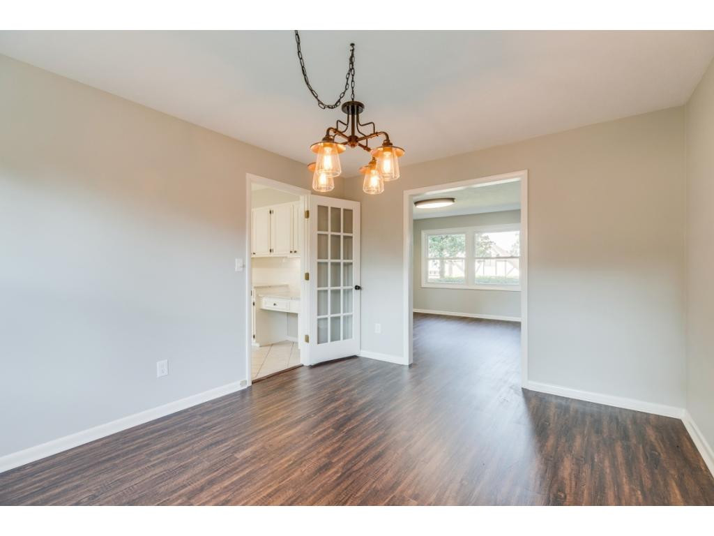 1905 Idle Hour Road Kingsport, TN 37660 - Photo 10 of 24 Photo 9