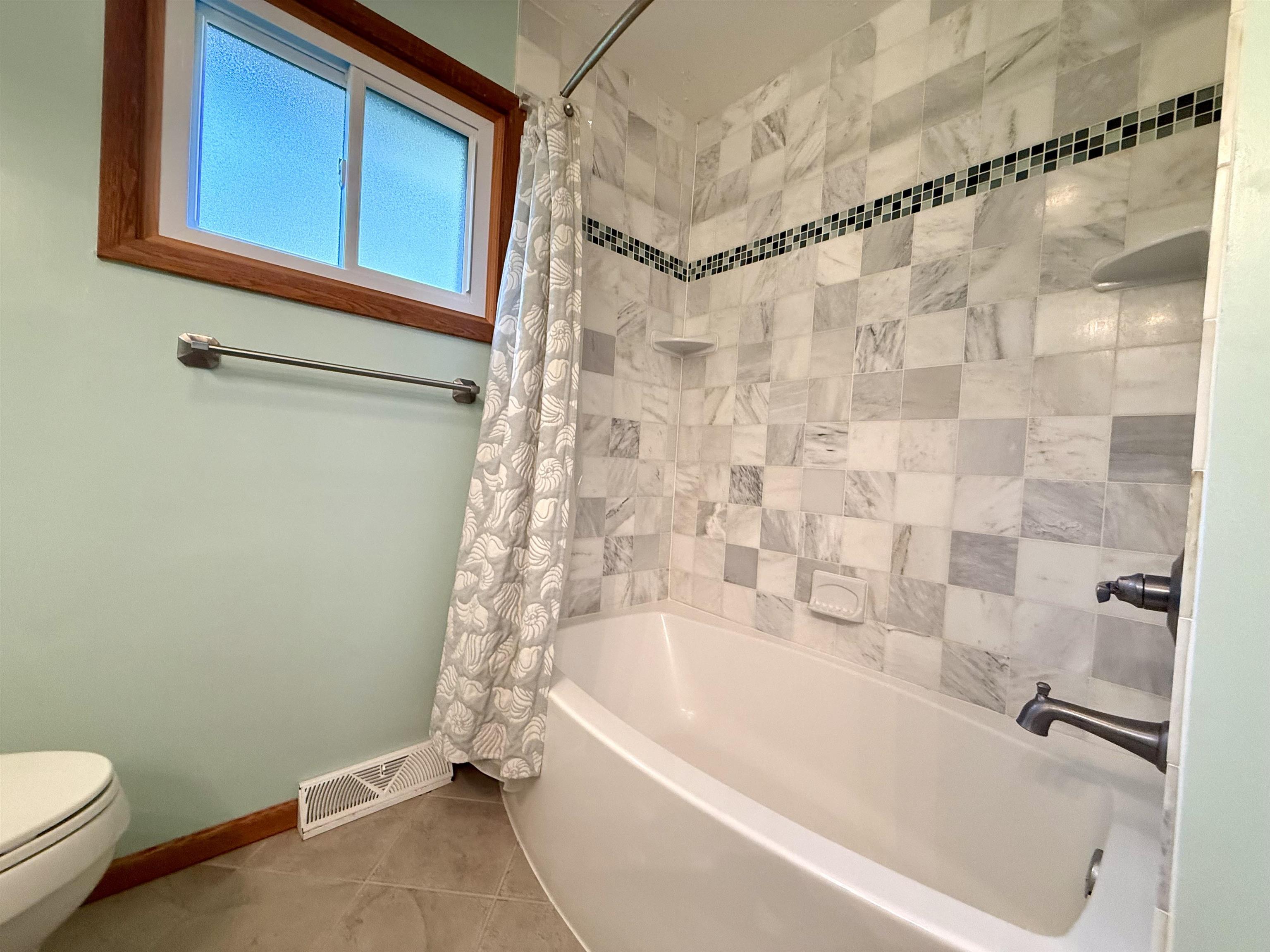 4701 Starker Avenue Madison, WI 53716 - Photo 22 of 41