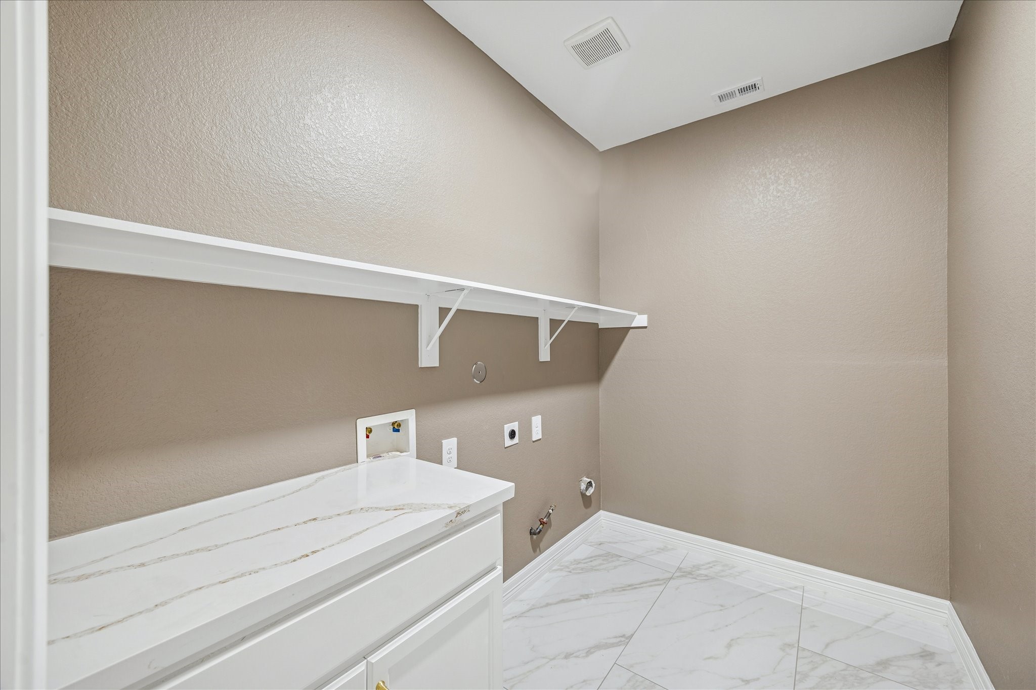 3026 Comanche Willis, TX 77378 - Photo 31 of 34 Utility Space