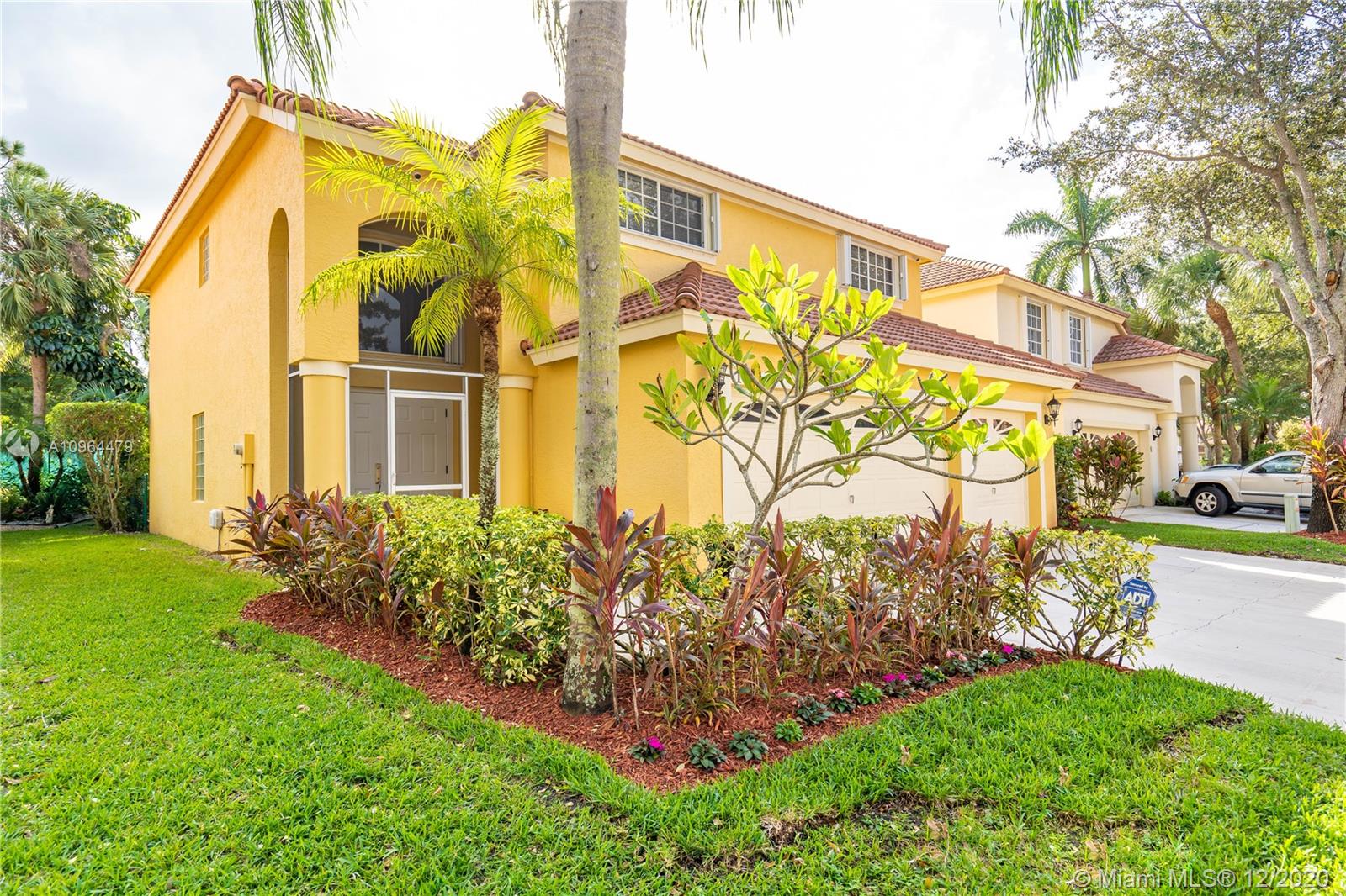 1076 Aspri Way Riviera Beach, FL 33418 - Photo 3 of 21 Gallery Image 3