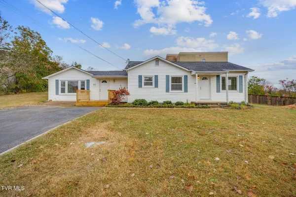 $2,000 | Undisclosed Address, Johnson City, TN 37604