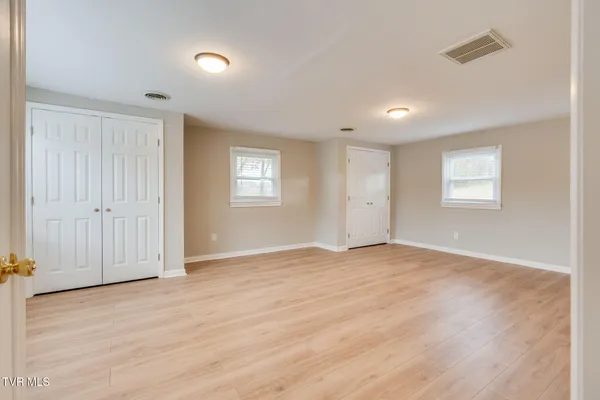 $2,000 | Undisclosed Address, Johnson City, TN 37604