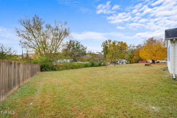 $2,000 | Undisclosed Address, Johnson City, TN 37604